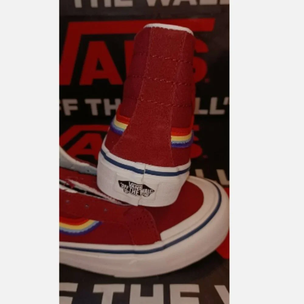 Vans Sk8 Hi 138 Decon Rad Rainbow Biking Red/Marshmallow Men's 3.5/Women's 5
